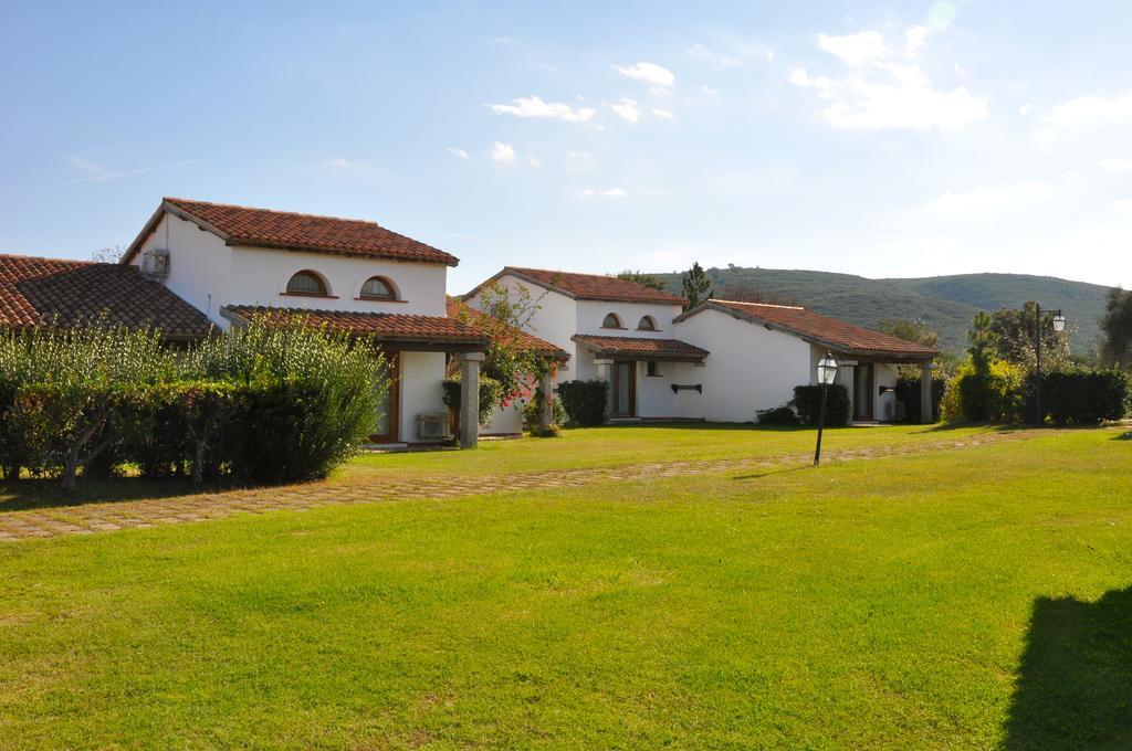 Residence Liscia Eldi San Teodoro  Esterno foto