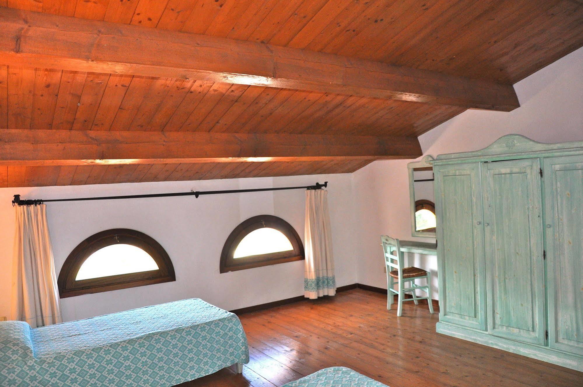 Residence Liscia Eldi San Teodoro  Esterno foto