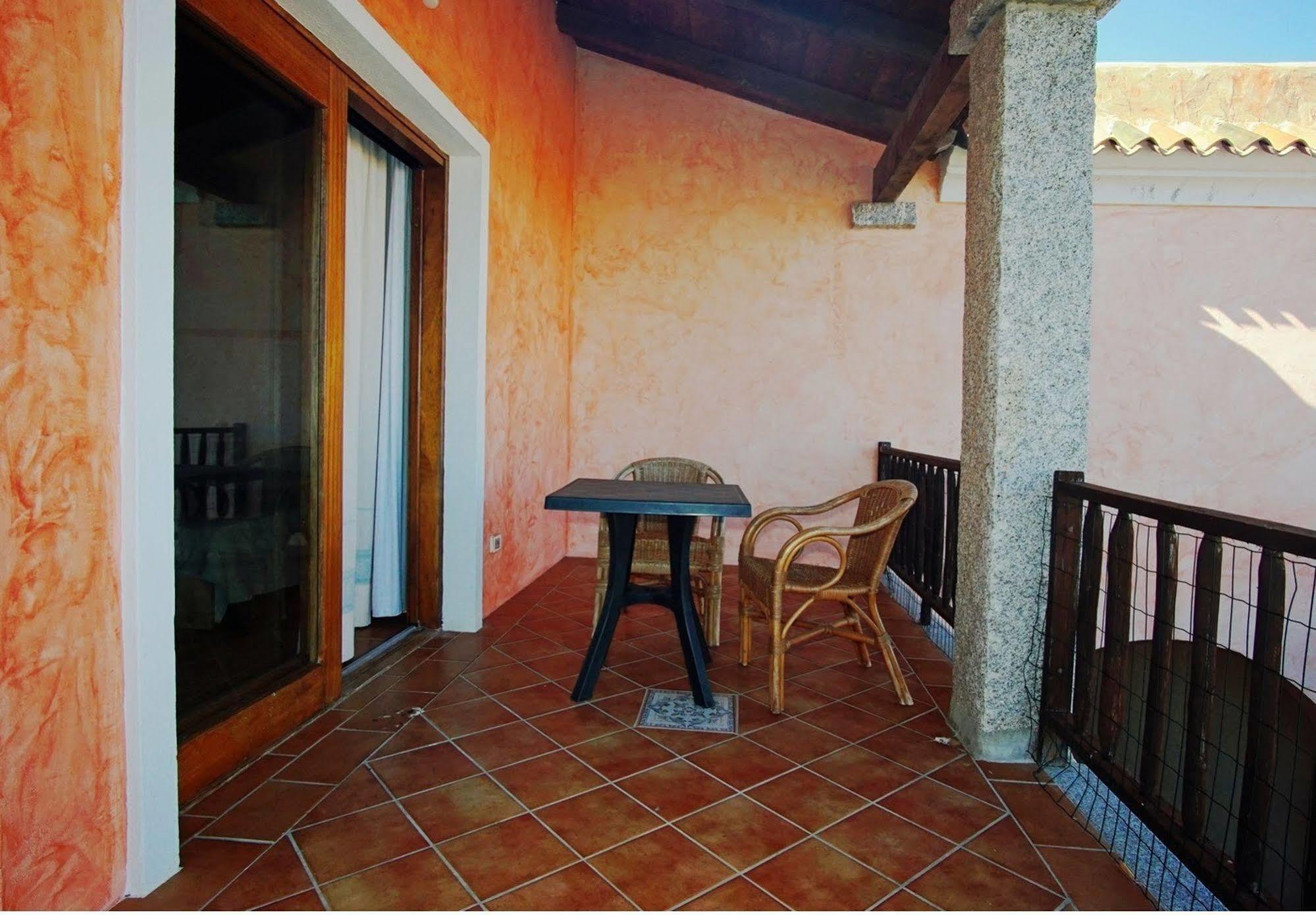 Residence Liscia Eldi San Teodoro  Esterno foto