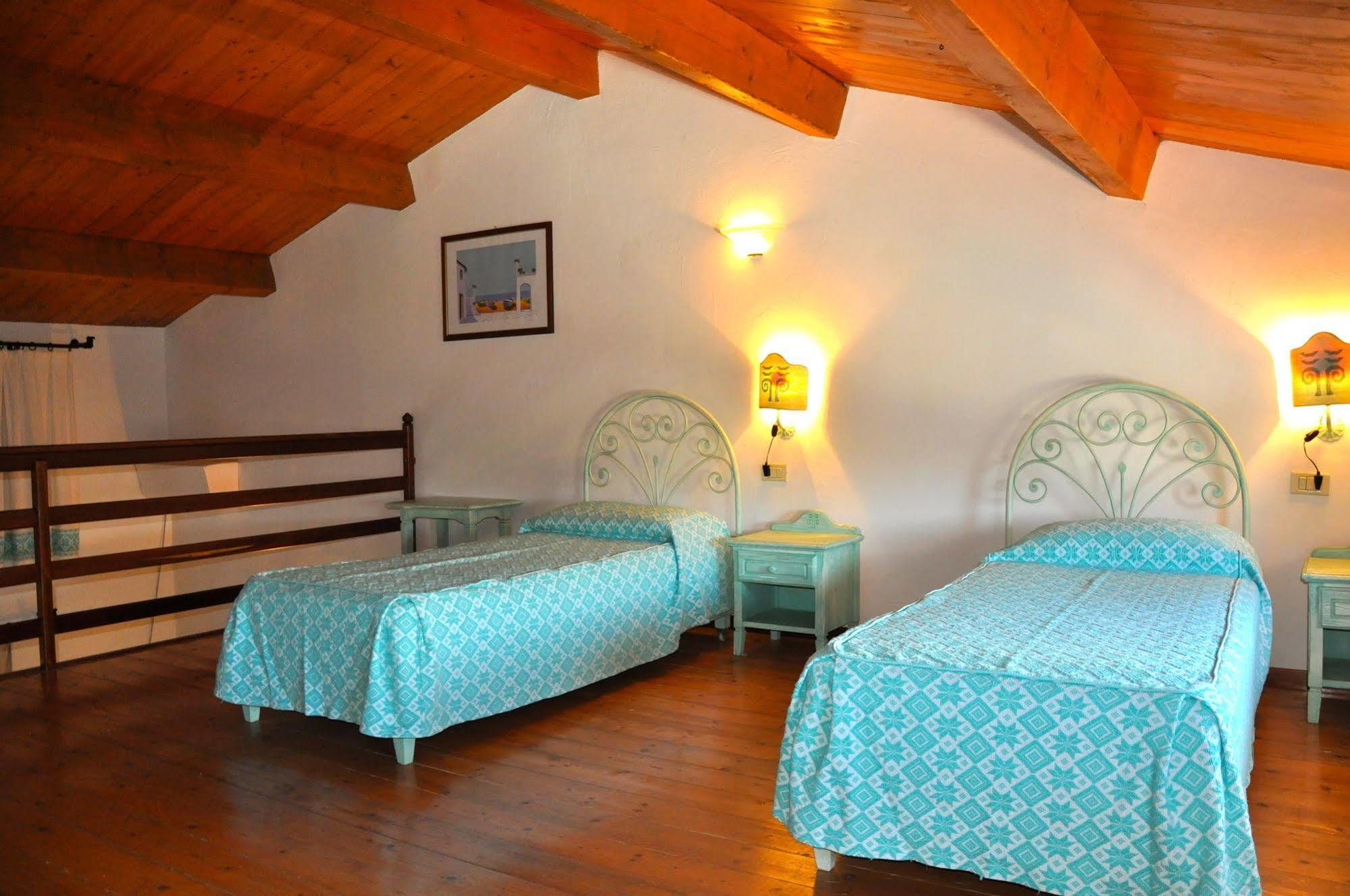 Residence Liscia Eldi San Teodoro  Esterno foto