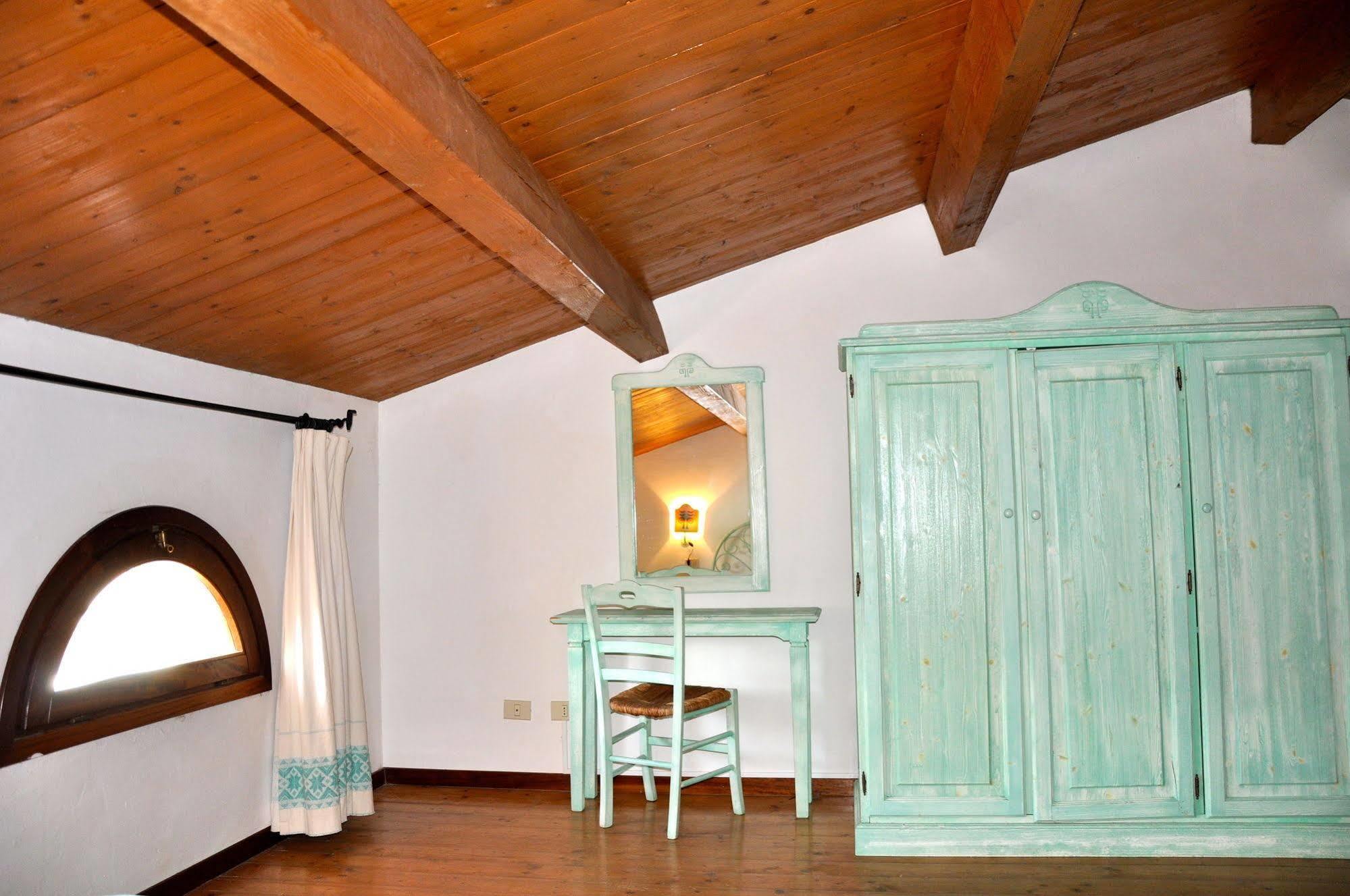 Residence Liscia Eldi San Teodoro  Esterno foto